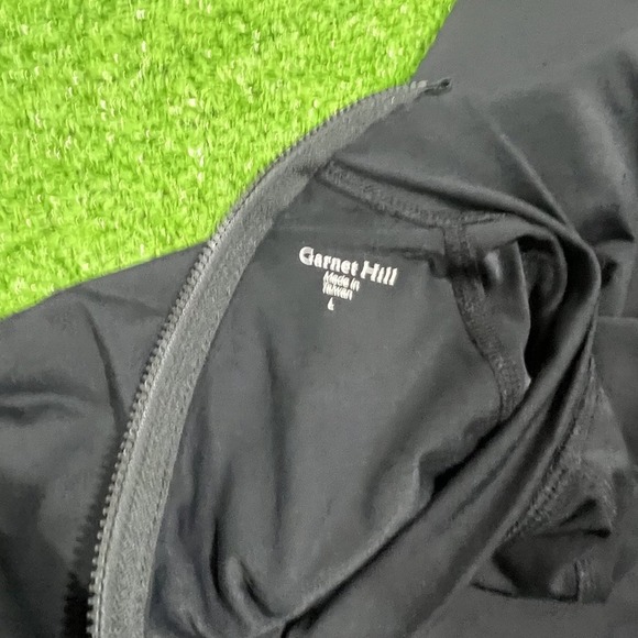 Womens NWT $90  Black Garnet Hill Zip Neck‎ Long Sleeve Swim Shirt/Rash Guard LG - Picture 3 of 6